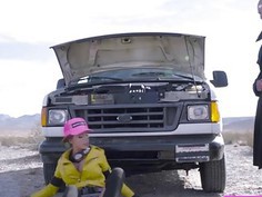 Stud Sean Lawless fucked a bigtits mechanic Nikki Benz