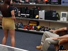 College girl nailed by nasty pawn dude at the pawnshop
